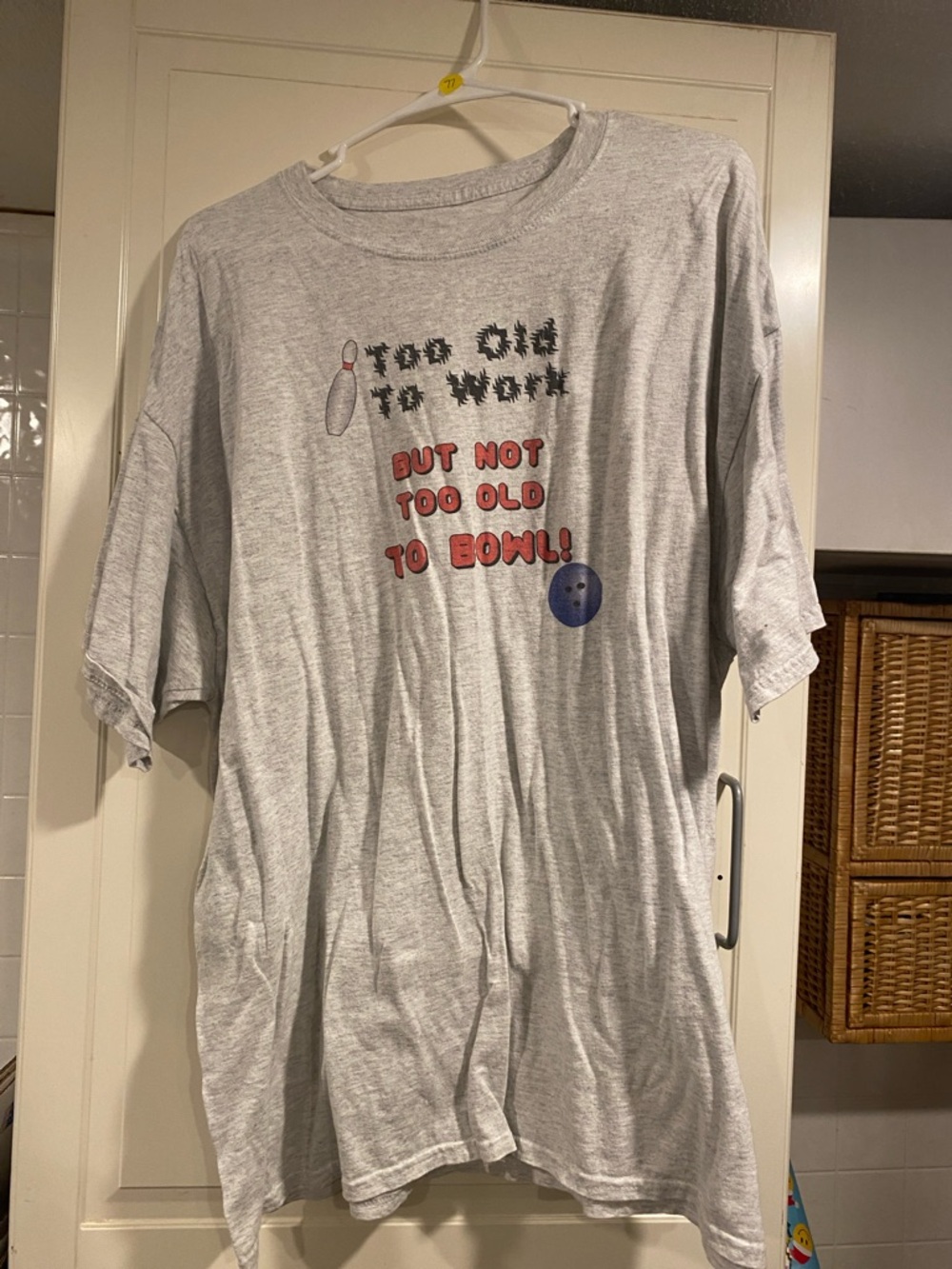 Hanes Gray Graphic Bowling Tee size 2XL 3:29